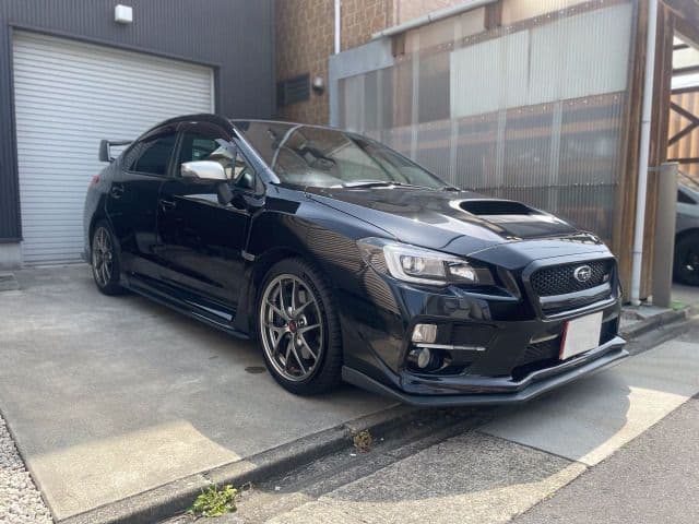 Car image 1