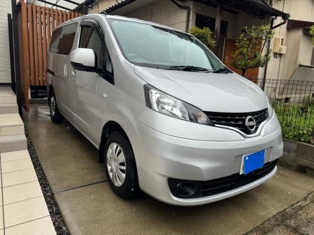 NISSAN