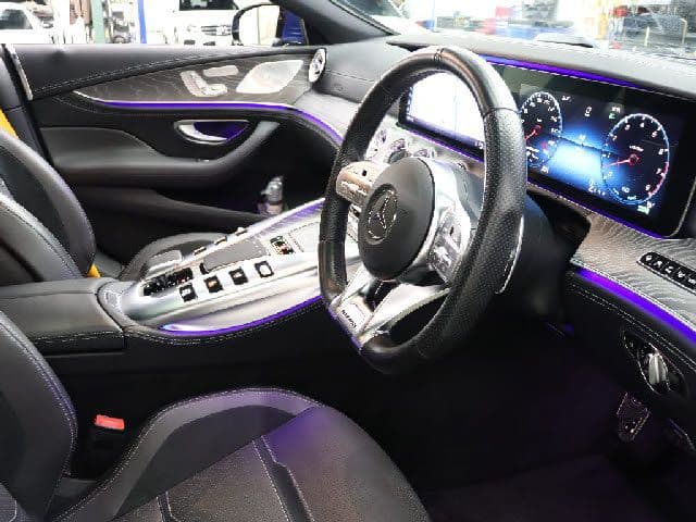 Car thumbnail 4