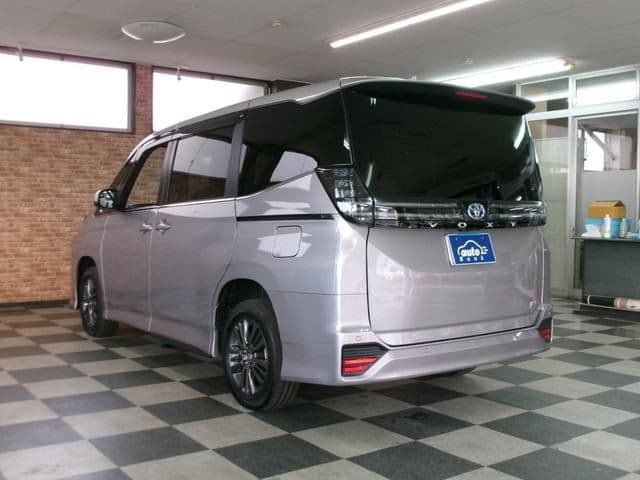 Car thumbnail 2