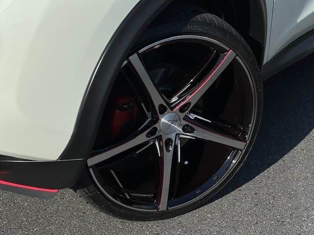 Car thumbnail 3