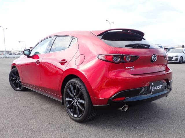 Car thumbnail 3