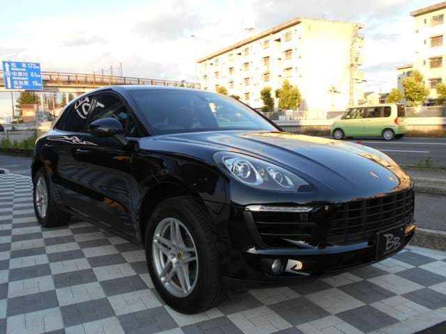 Car thumbnail 3