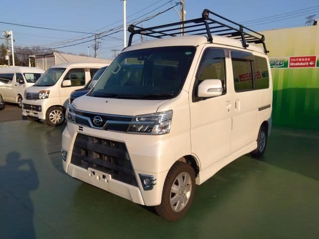 Car image 1