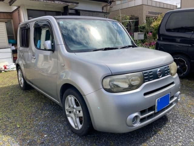 NISSAN