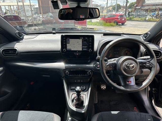 Car thumbnail 3