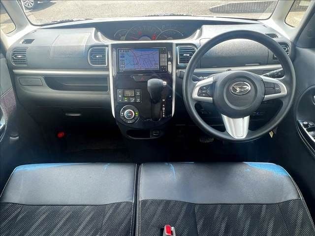 Car thumbnail 2
