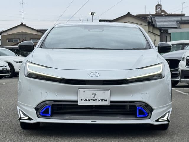 Car thumbnail 3