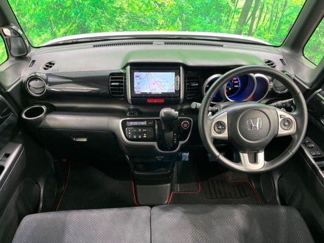 Car thumbnail 2
