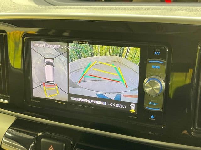 Car thumbnail 4