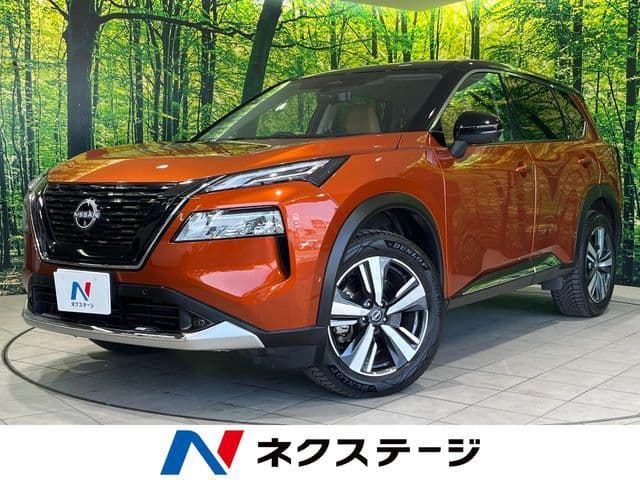 NISSAN