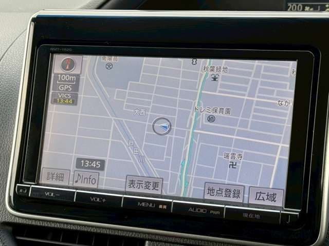 Car thumbnail 3