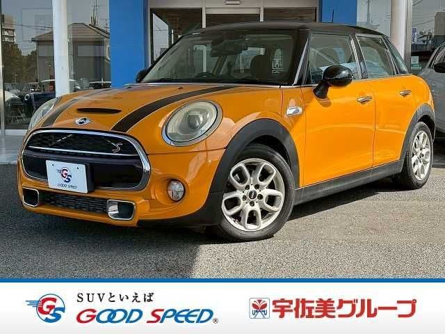 Car image 1