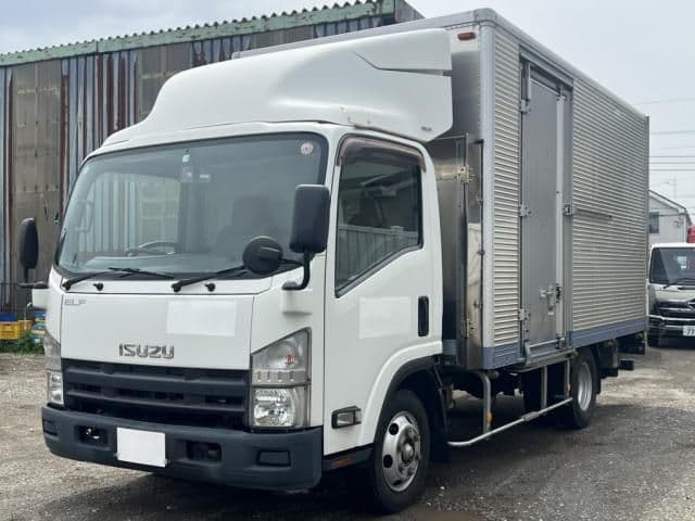 ISUZU