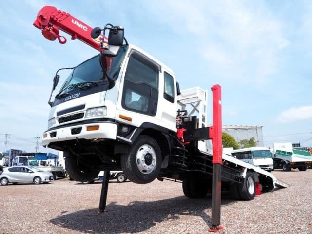 ISUZU