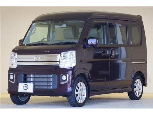 NISSAN