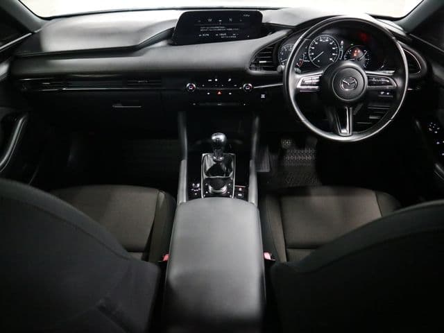 Car thumbnail 3