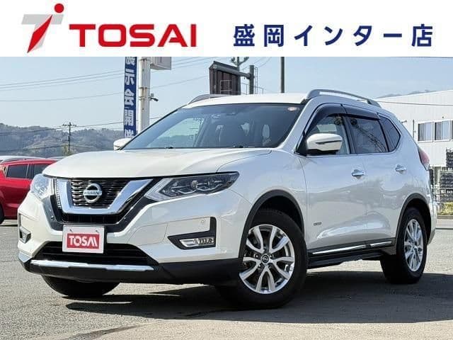 NISSAN