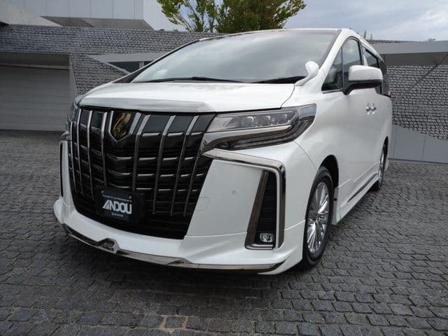 Car image 1