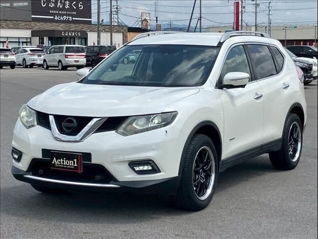 NISSAN