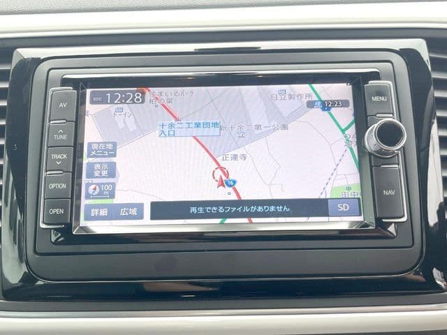 Car thumbnail 4