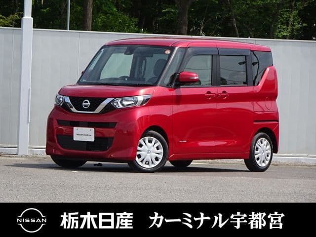 NISSAN