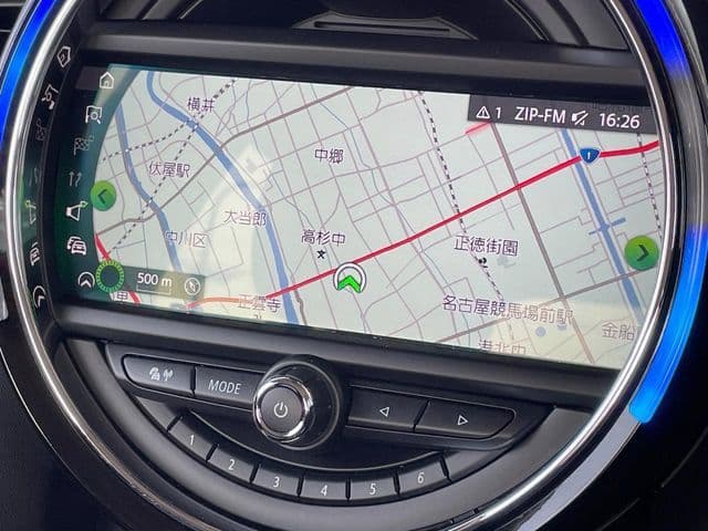 Car thumbnail 4
