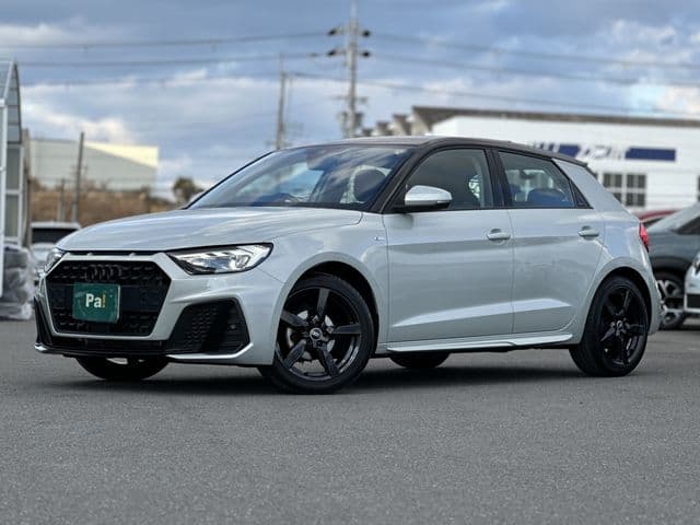 Car image 1