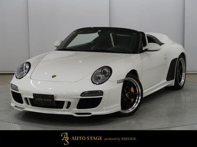 PORSCHE