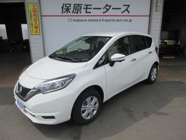 NISSAN