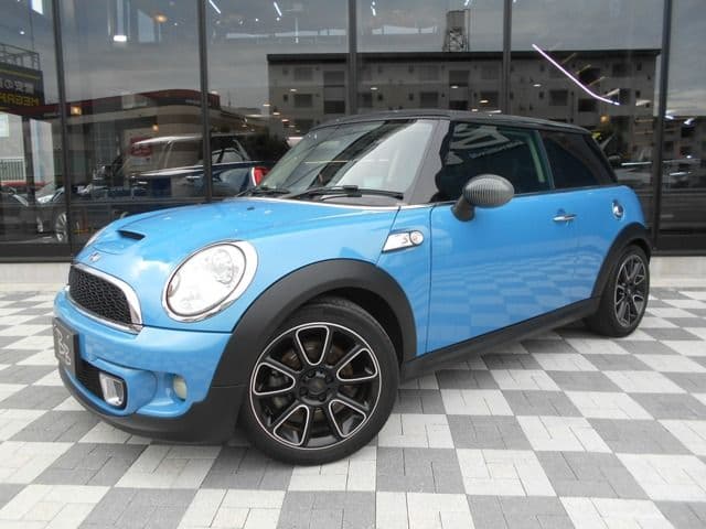 Car image 1