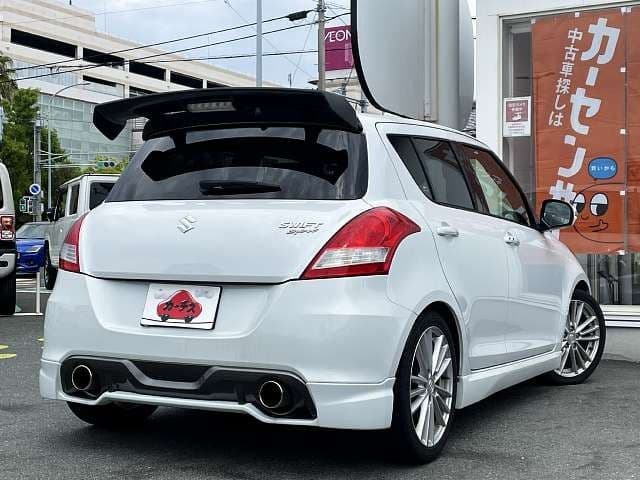 Car thumbnail 3