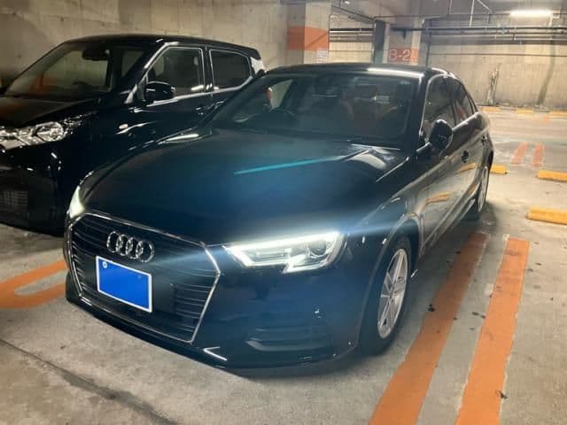 AUDI