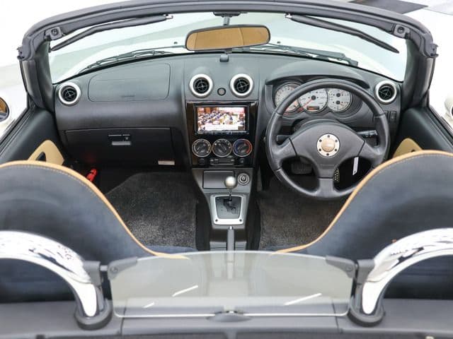 Car thumbnail 2