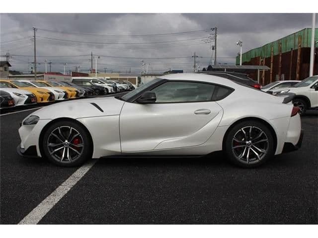 Car thumbnail 3