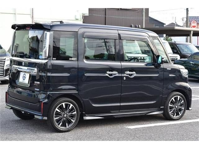 Car thumbnail 4
