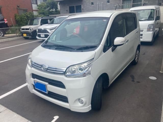 Car image 1