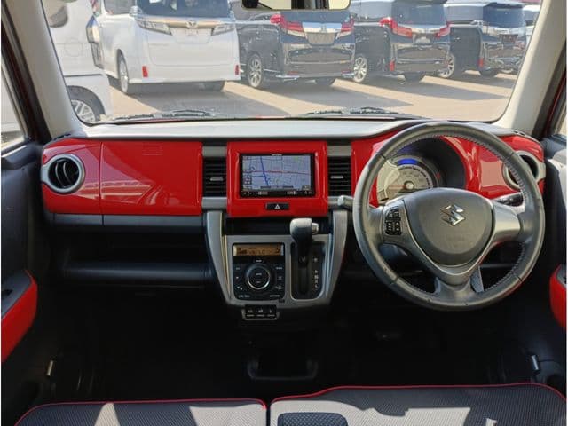 Car thumbnail 3