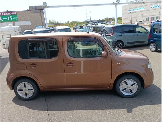 Car thumbnail 4