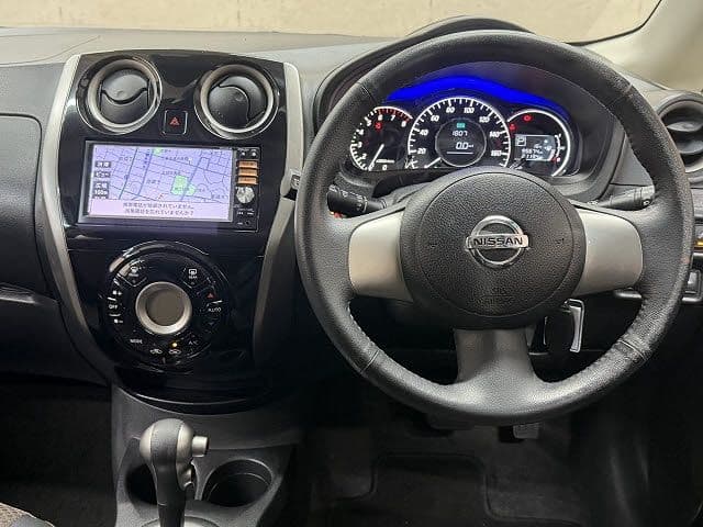Car thumbnail 2