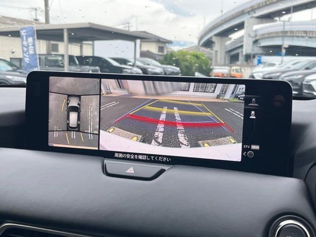 Car thumbnail 4
