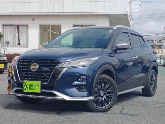 NISSAN
