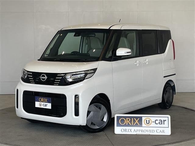 NISSAN