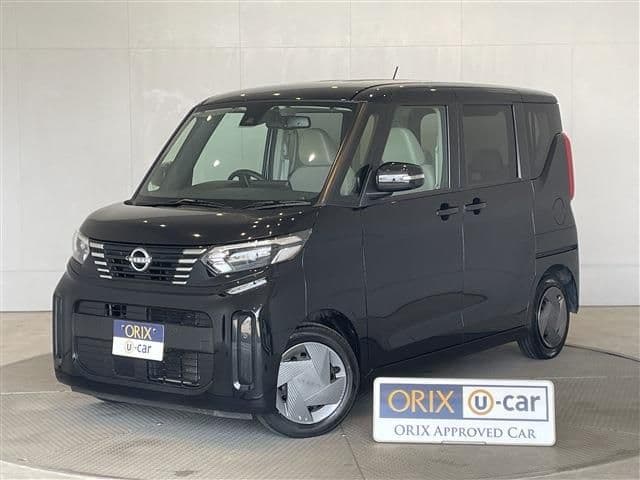 NISSAN