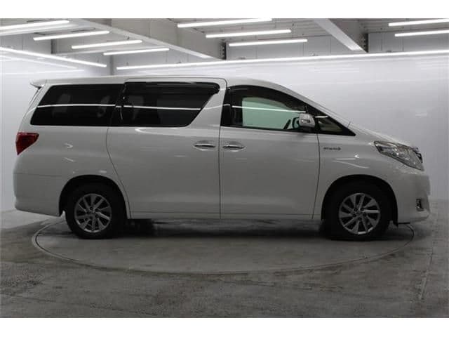 Car thumbnail 4