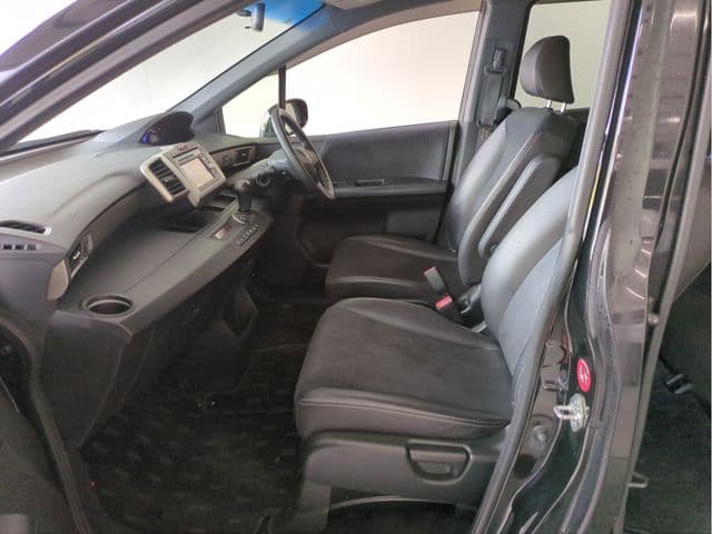 Car thumbnail 4