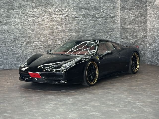 FERRARI