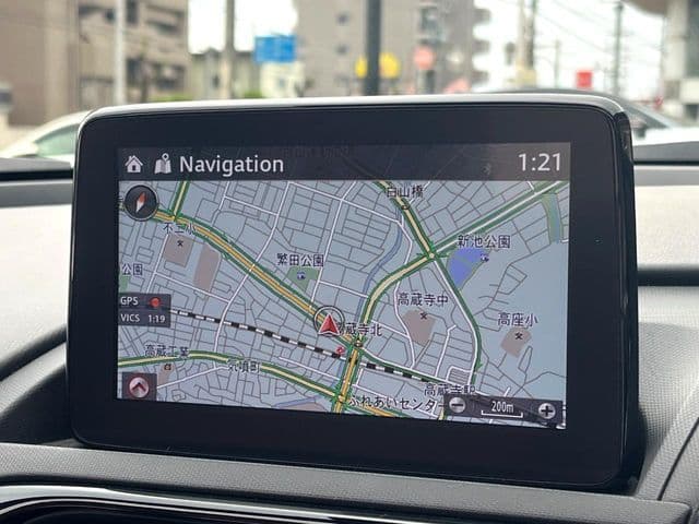 Car thumbnail 3