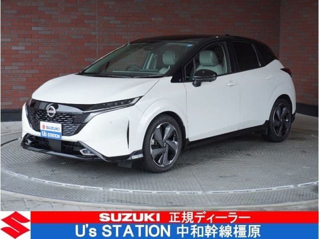 NISSAN