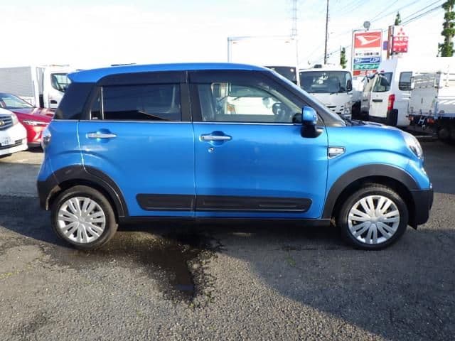 Car thumbnail 4
